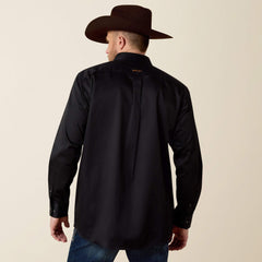 Ariat / Solid Twill Classic Fit Shirt