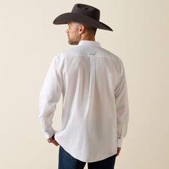 Ariat / Wrinkle Free Solid Classic Fit Shirt
