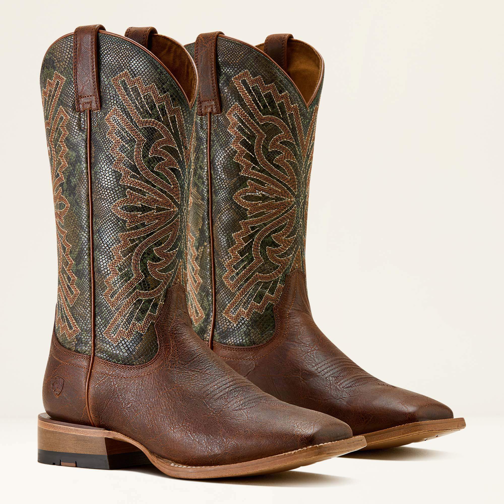 Ariat / Sting Wide Square Toe Cowboy Boot