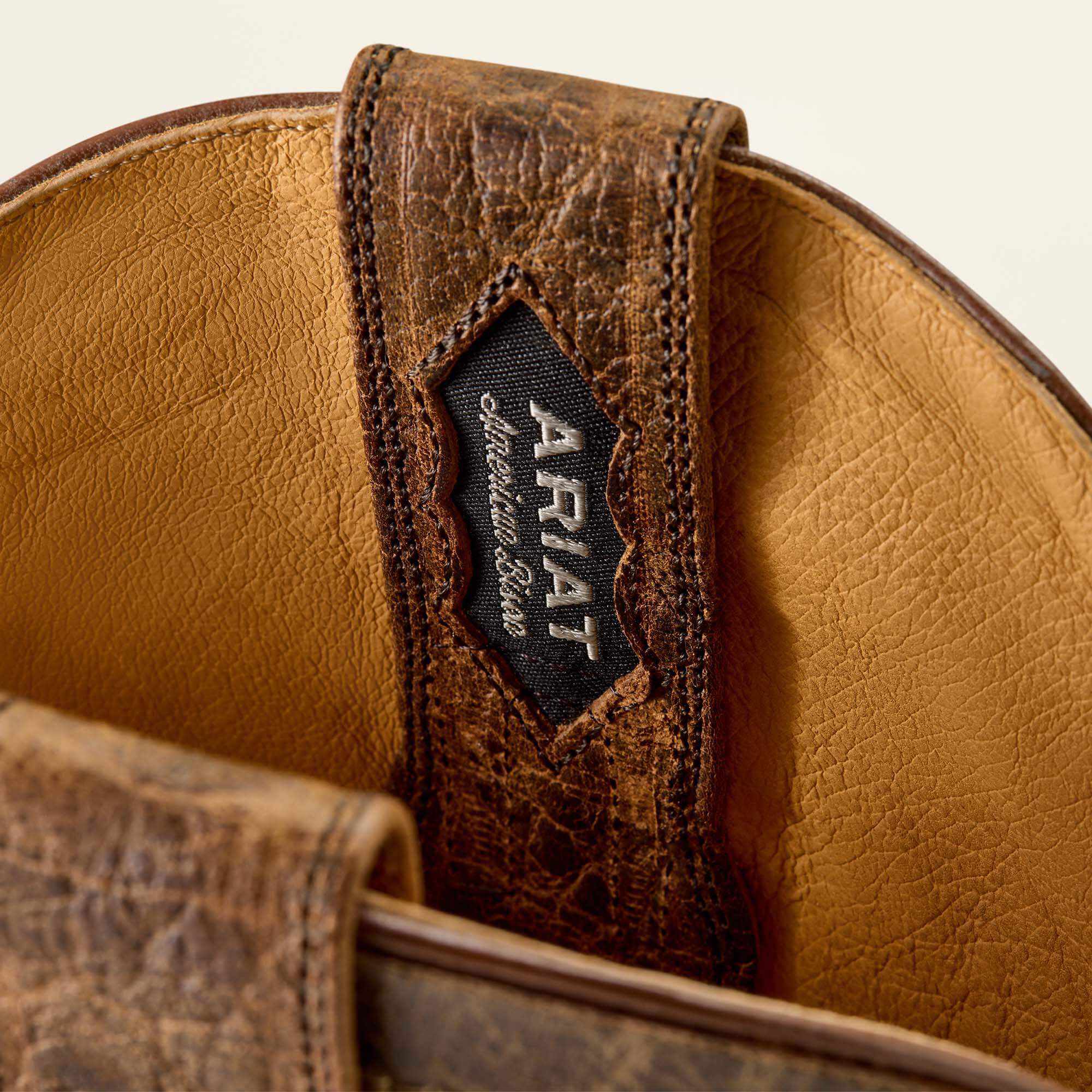 Ariat / Rock Ridge Wide Square Toe Western Boot