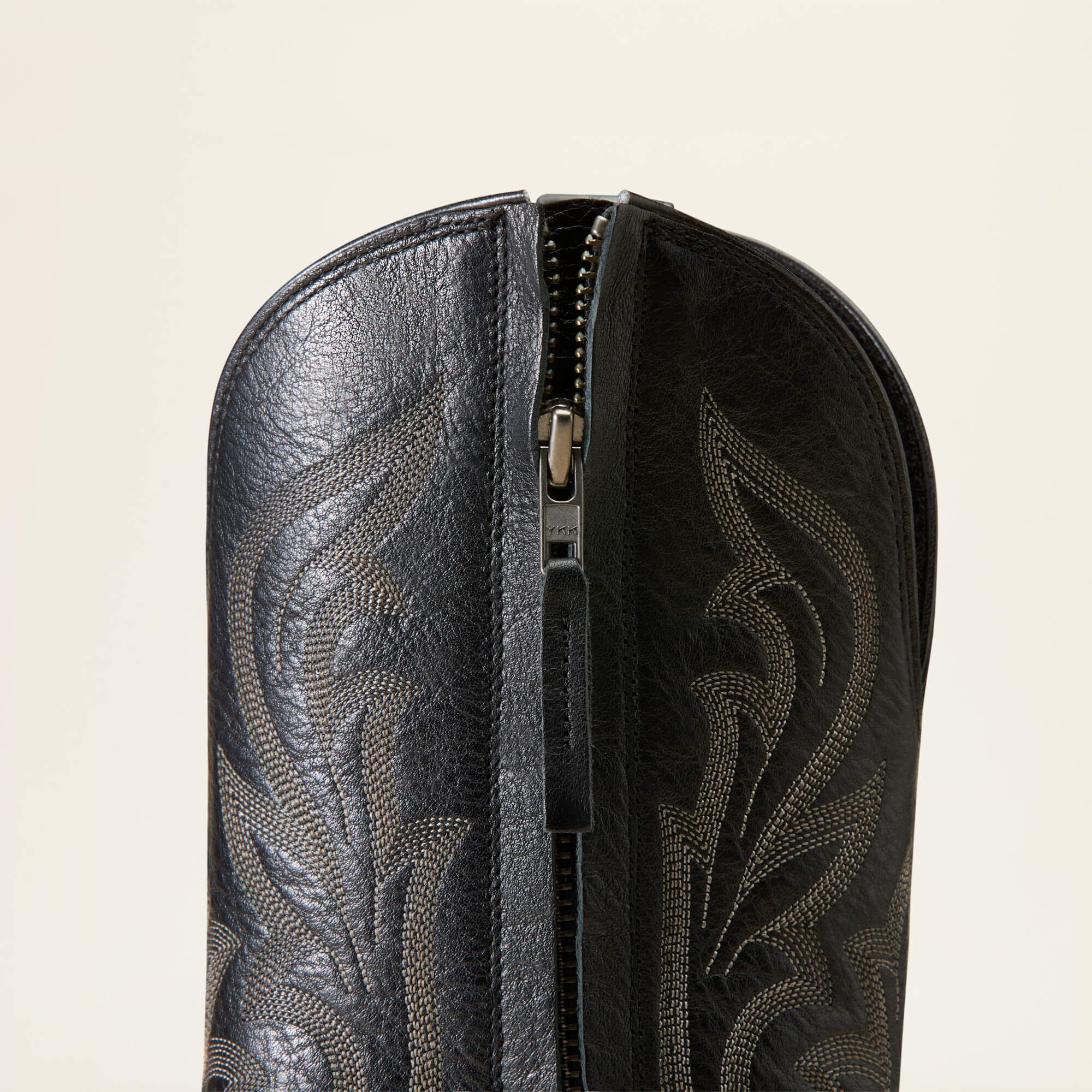 Ariat / Slim Zip Ultra Western Boot