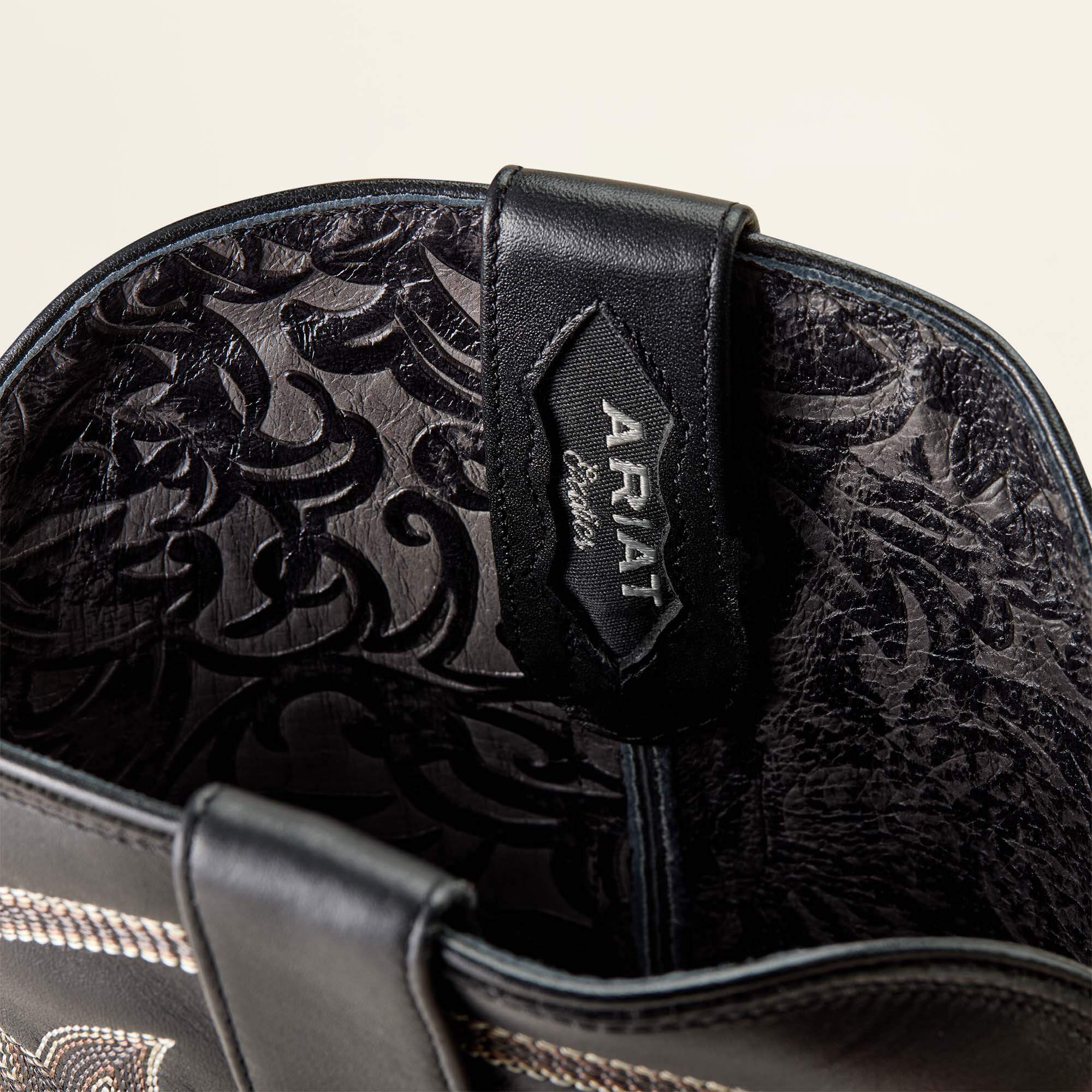 Ariat / Classic Callen Wide Square Toe Western Boot