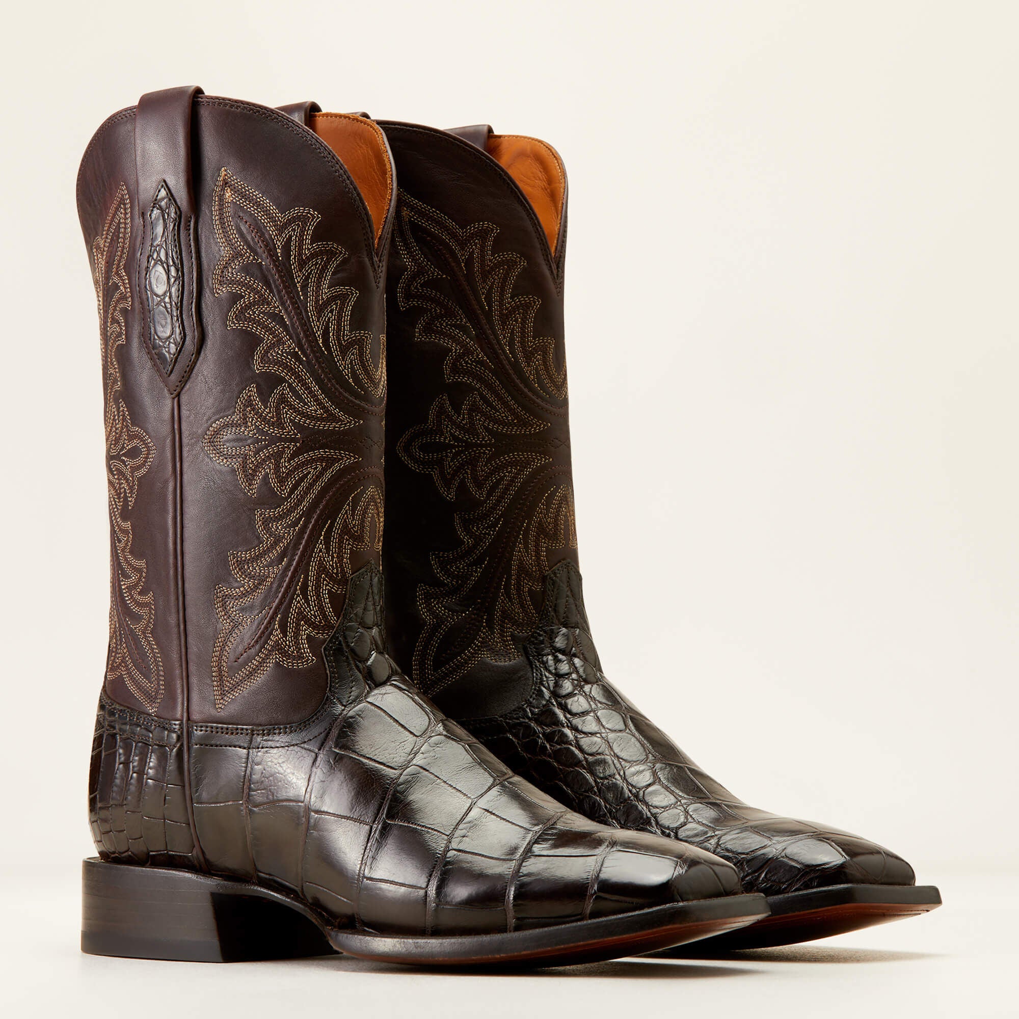 Ariat / Bench Made Bassett Western Boot