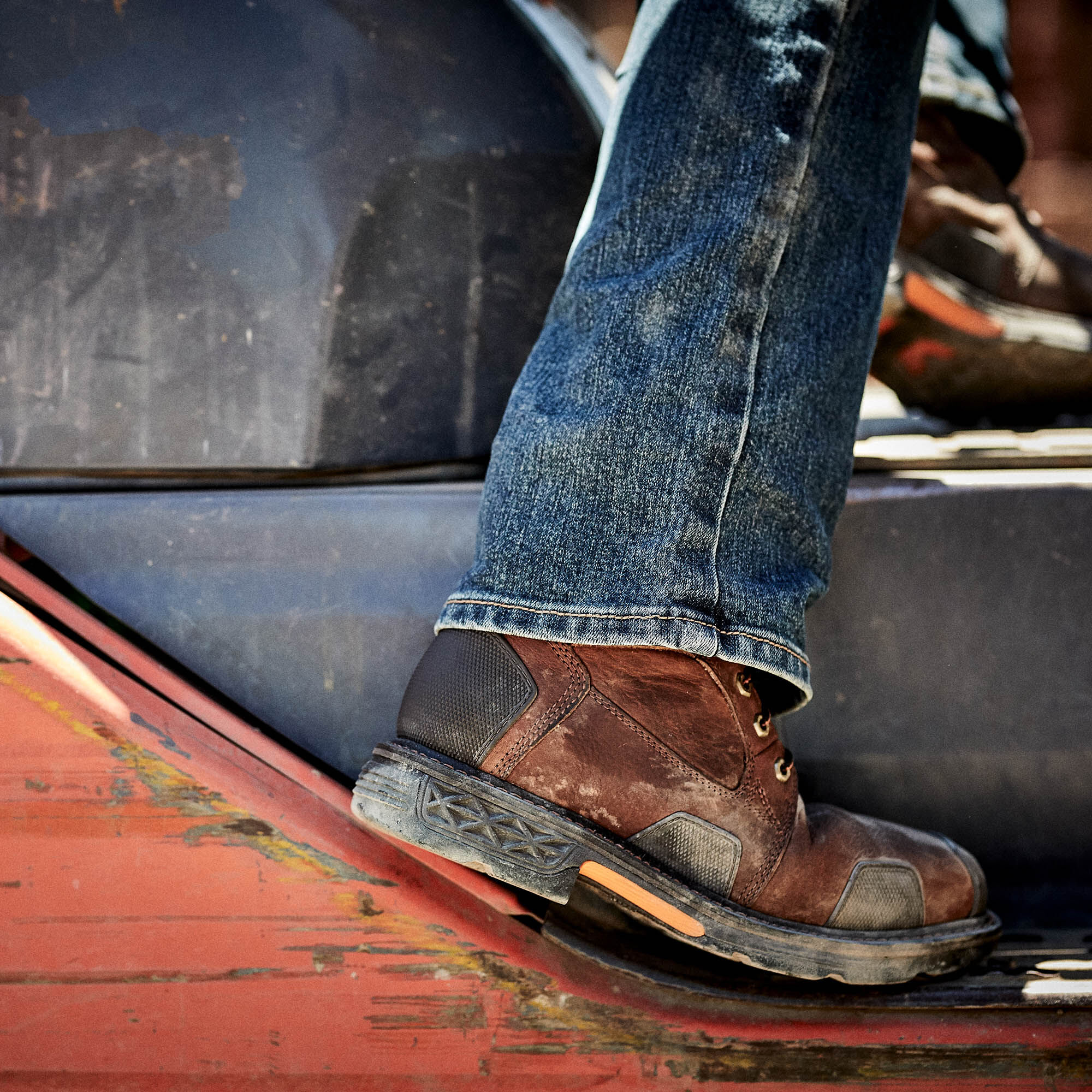 Ariat / OverDrive 8" Wide Square Toe Waterproof Composite Toe Work Boot