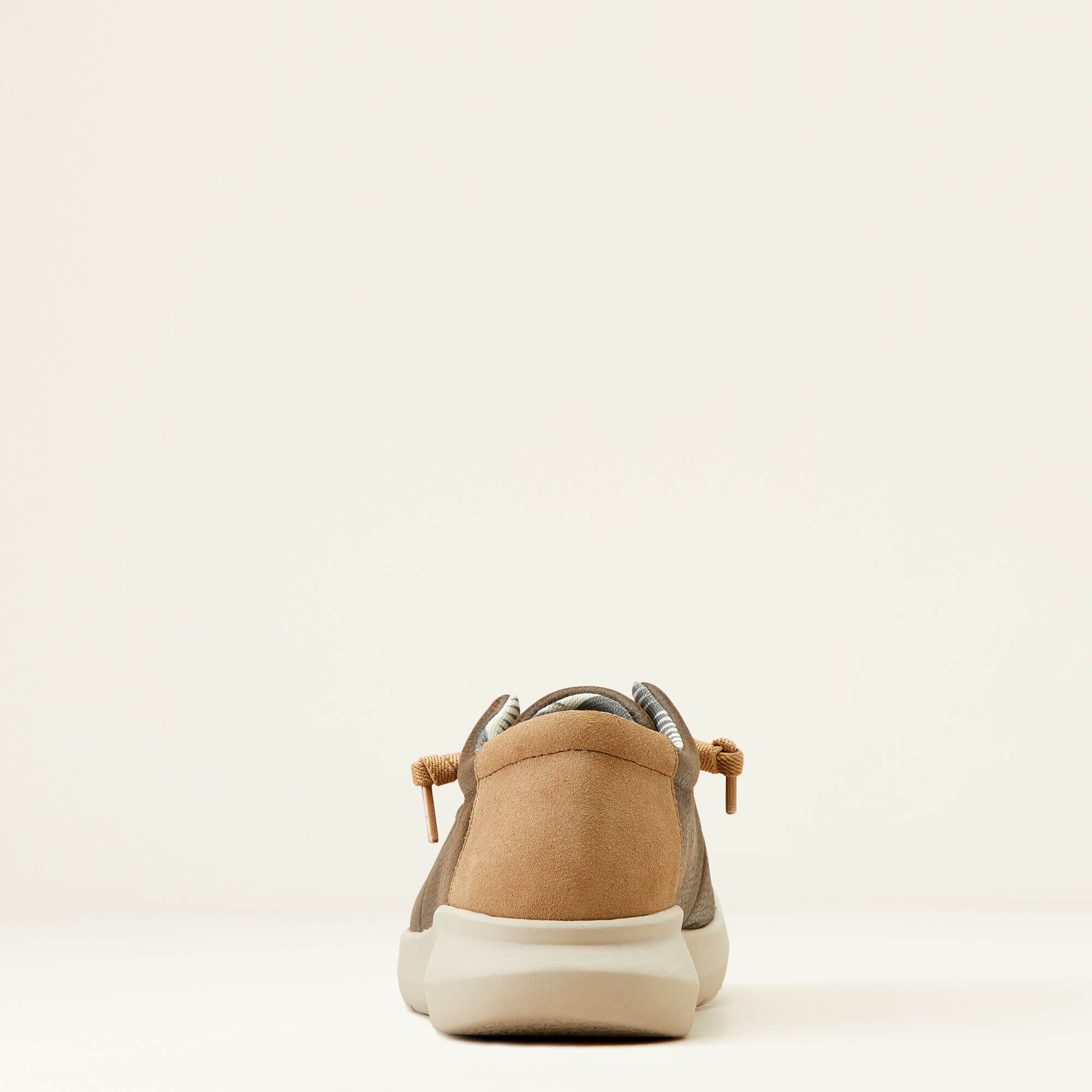 Ariat / Hilo