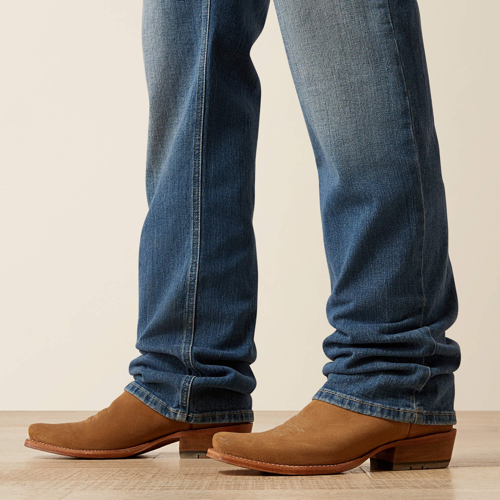 Ariat / M2 Relaxed Stretch Legacy Boot Cut Jean