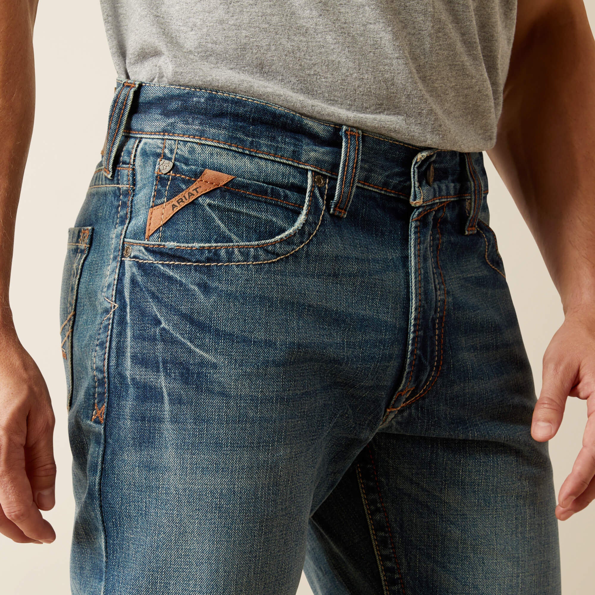 Ariat / M4 Low Rise Scoundrel Boot Cut Jean