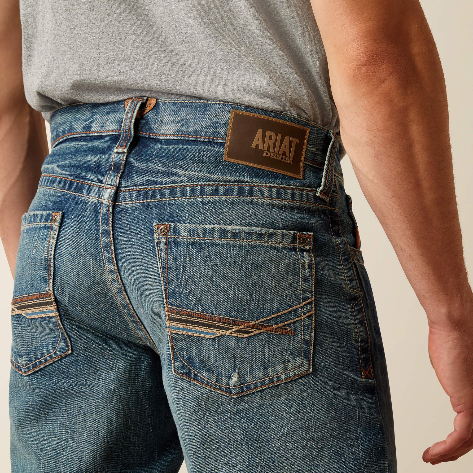 Ariat / M4 Low Rise Scoundrel Boot Cut Jean