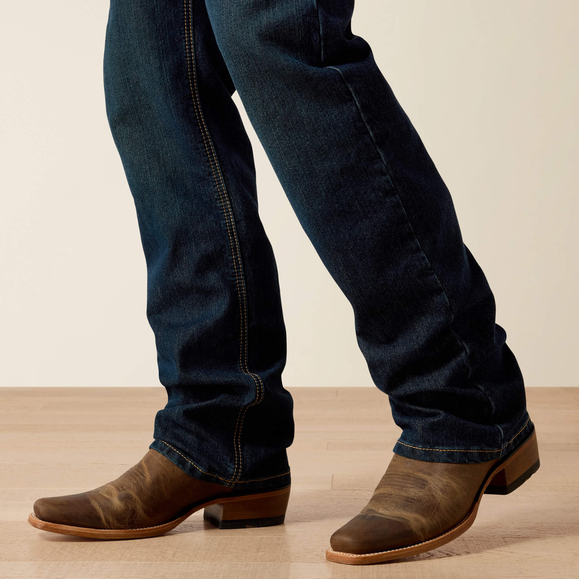 Ariat / M4 Relaxed Hansen Boot Cut Jean
