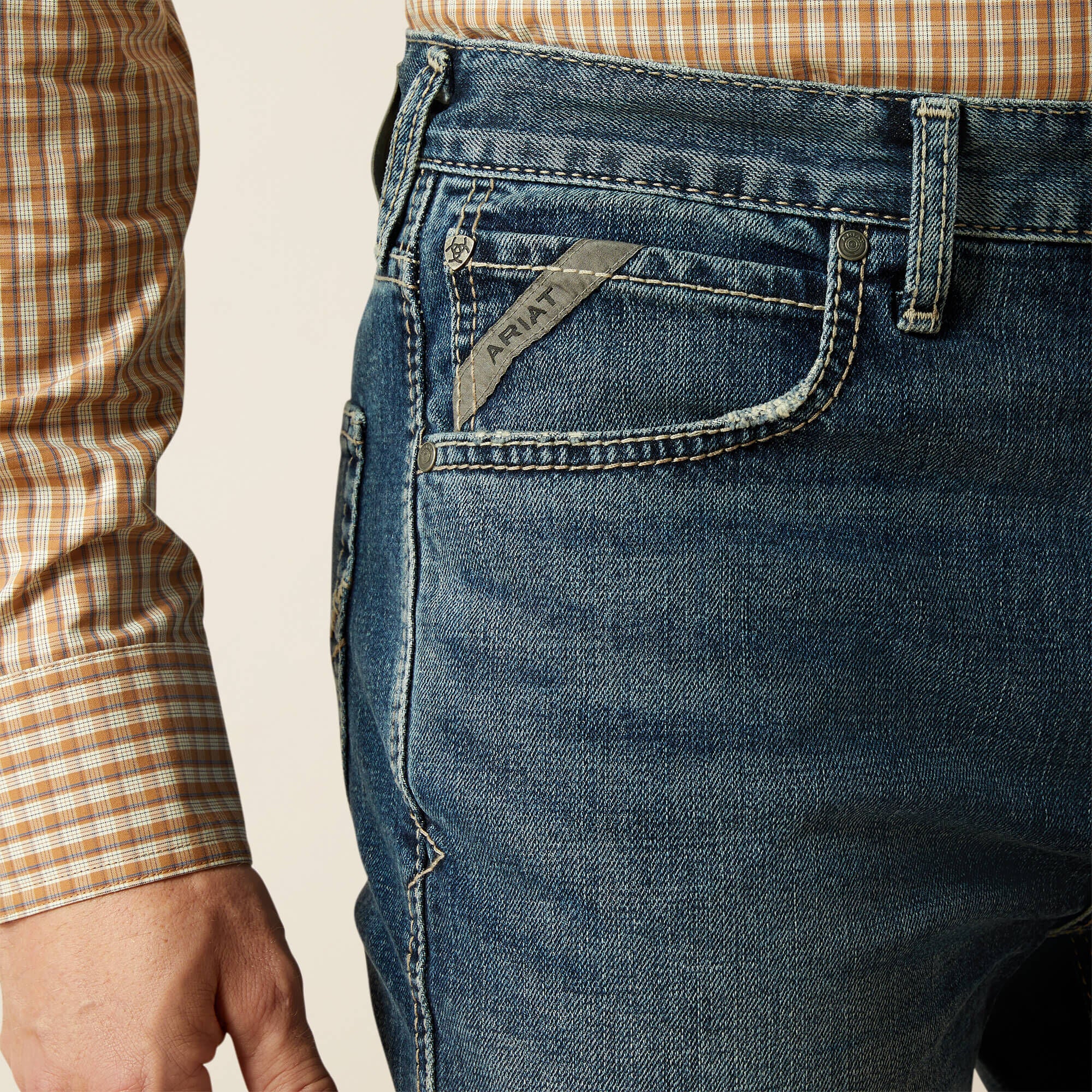 Ariat / M7 Slim Sawyer Classic Rise Straight Leg Jeans