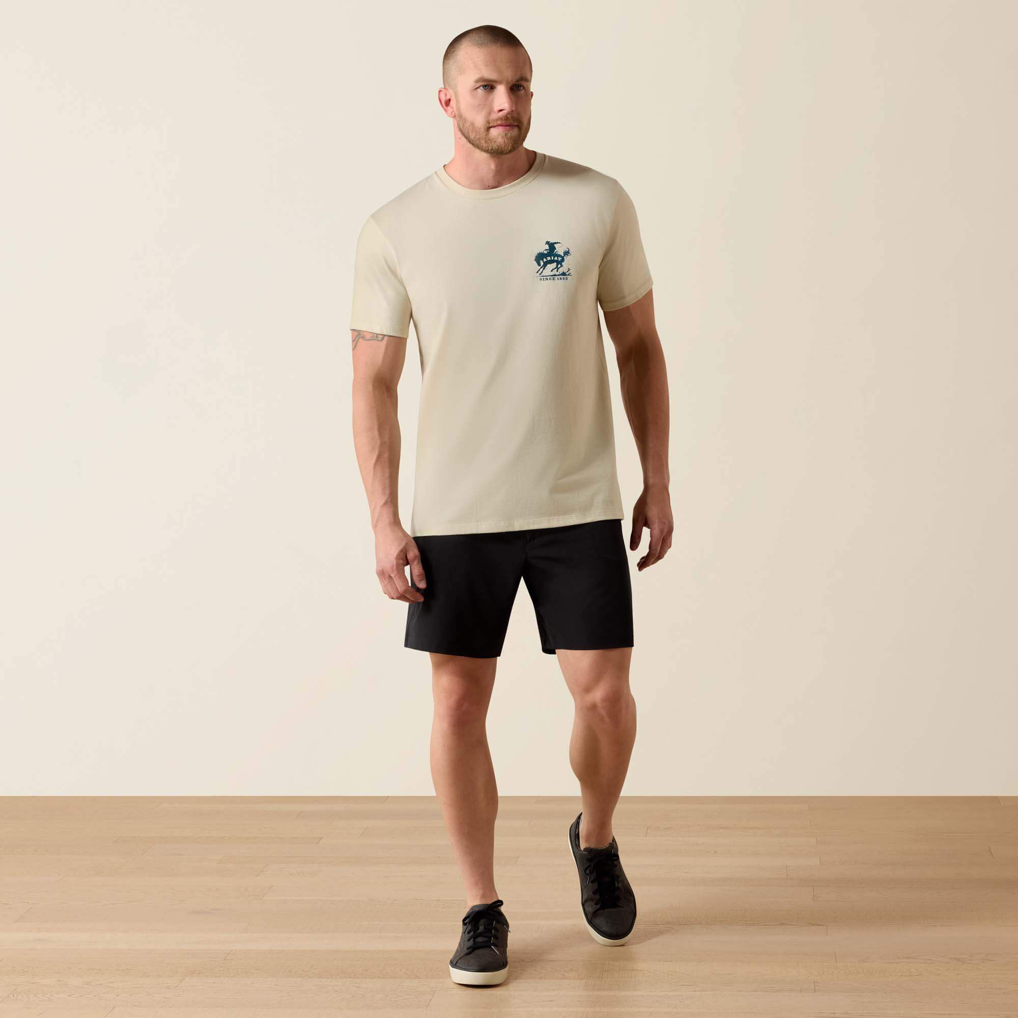 Ariat / Ariat Split Freedom Painted Classic Fit T-Shirt