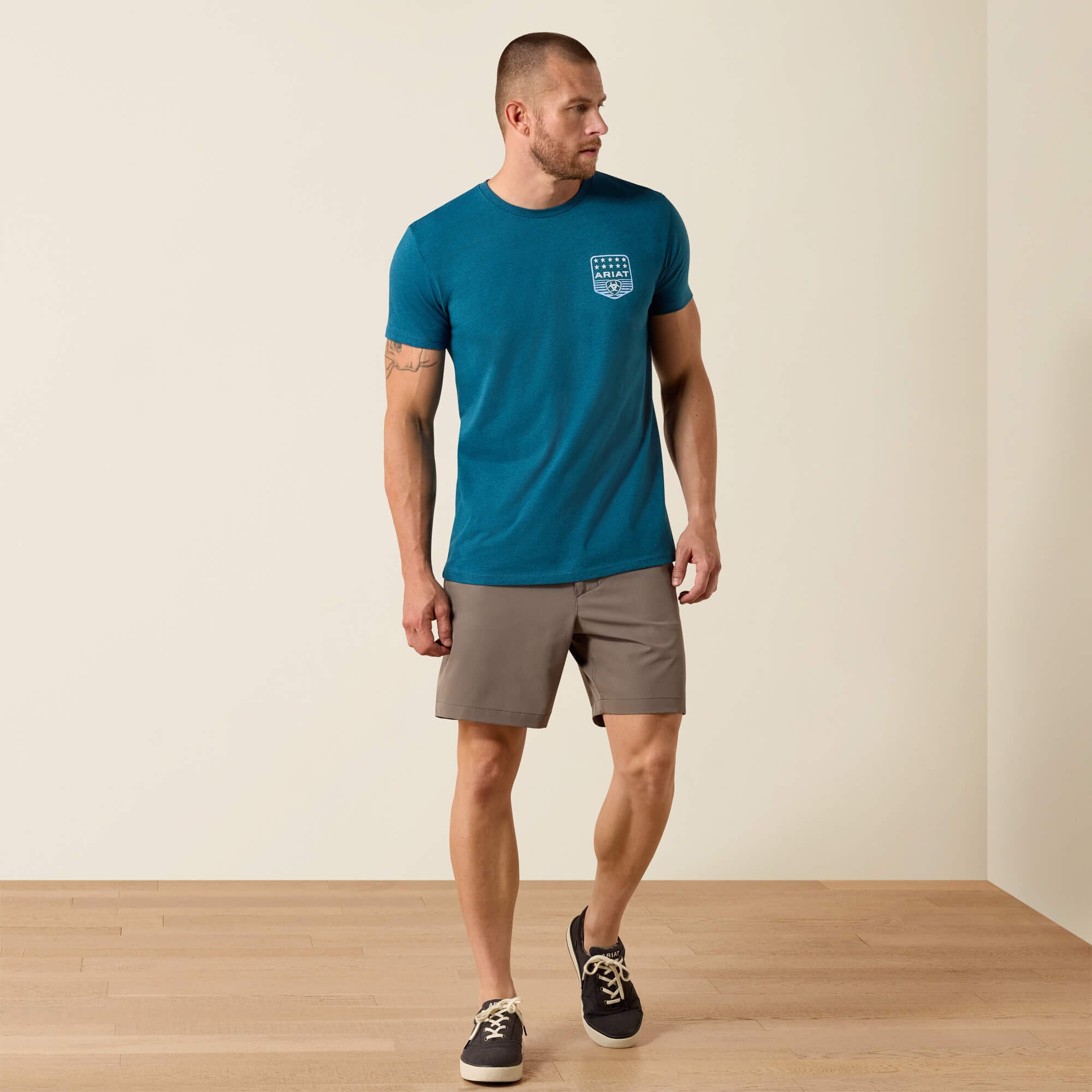 Ariat / Ariat Stripe Patriotic Badge T-Shirt