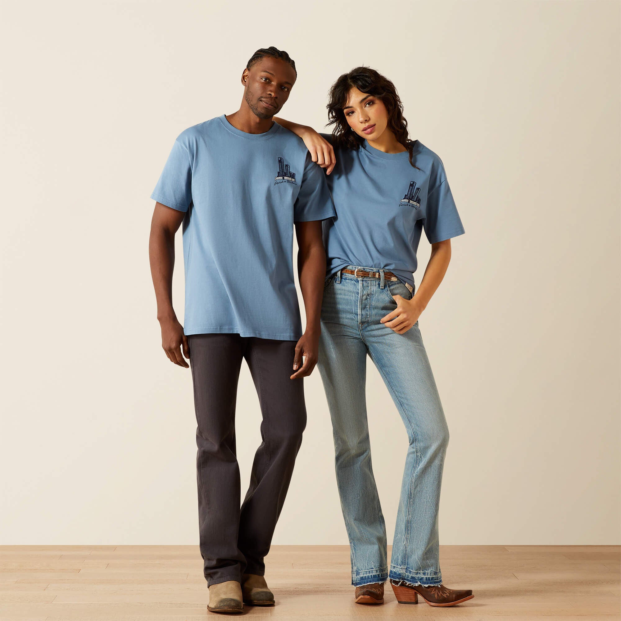 Ariat / Sendero Country Fences T-Shirt