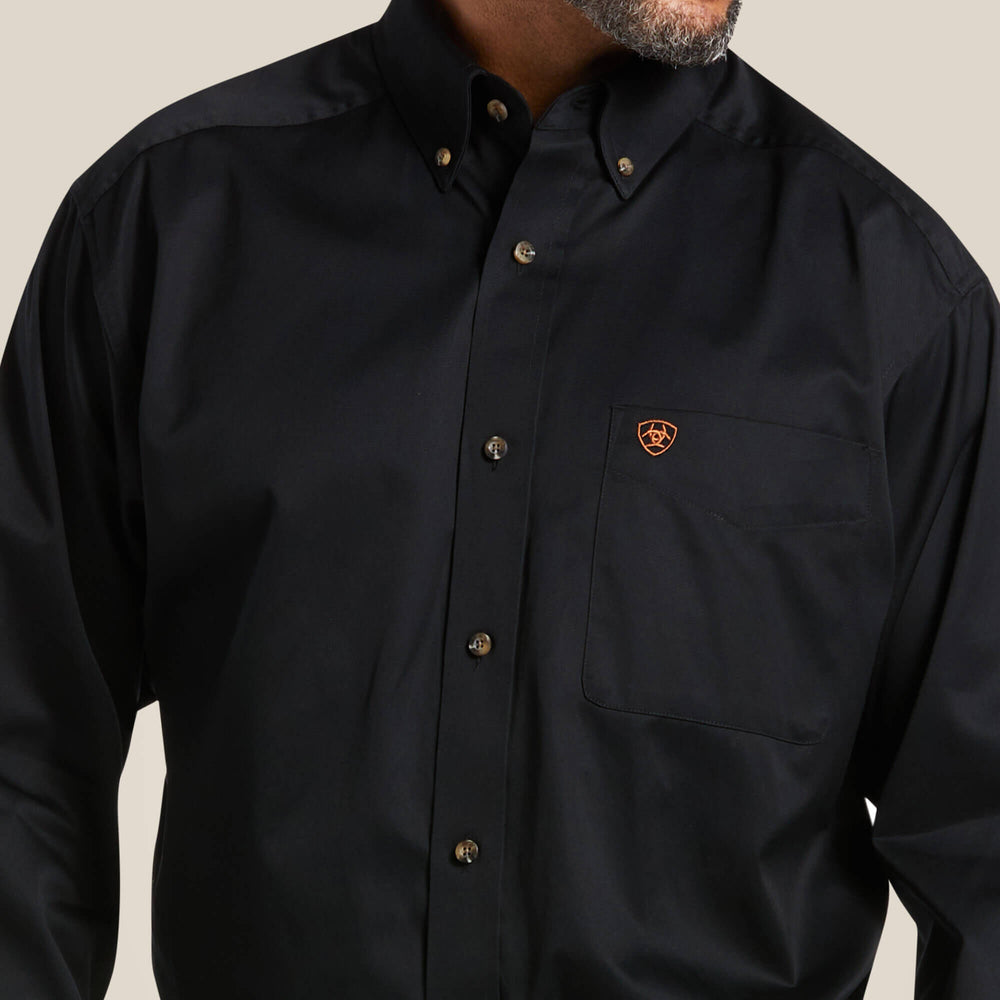 Ariat / Solid Twill Classic Fit Shirt