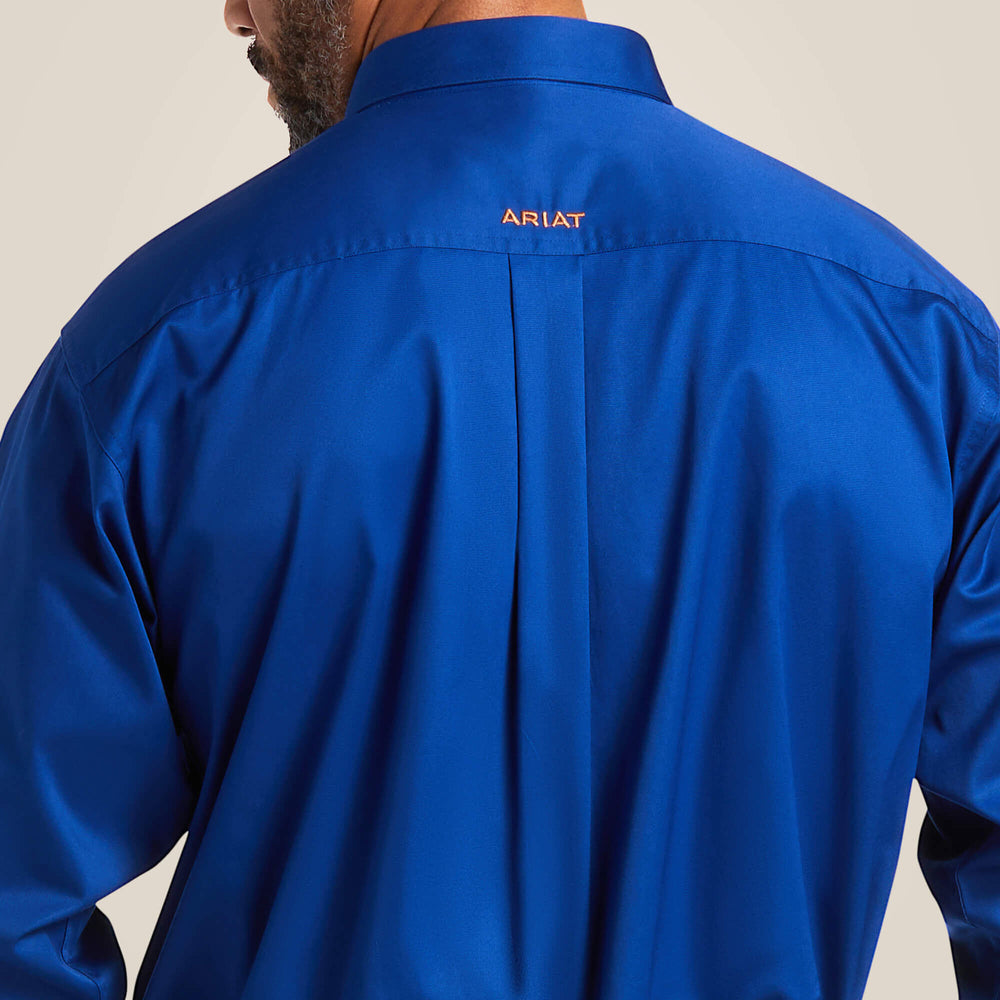 Ariat / Solid Twill Classic Fit Shirt