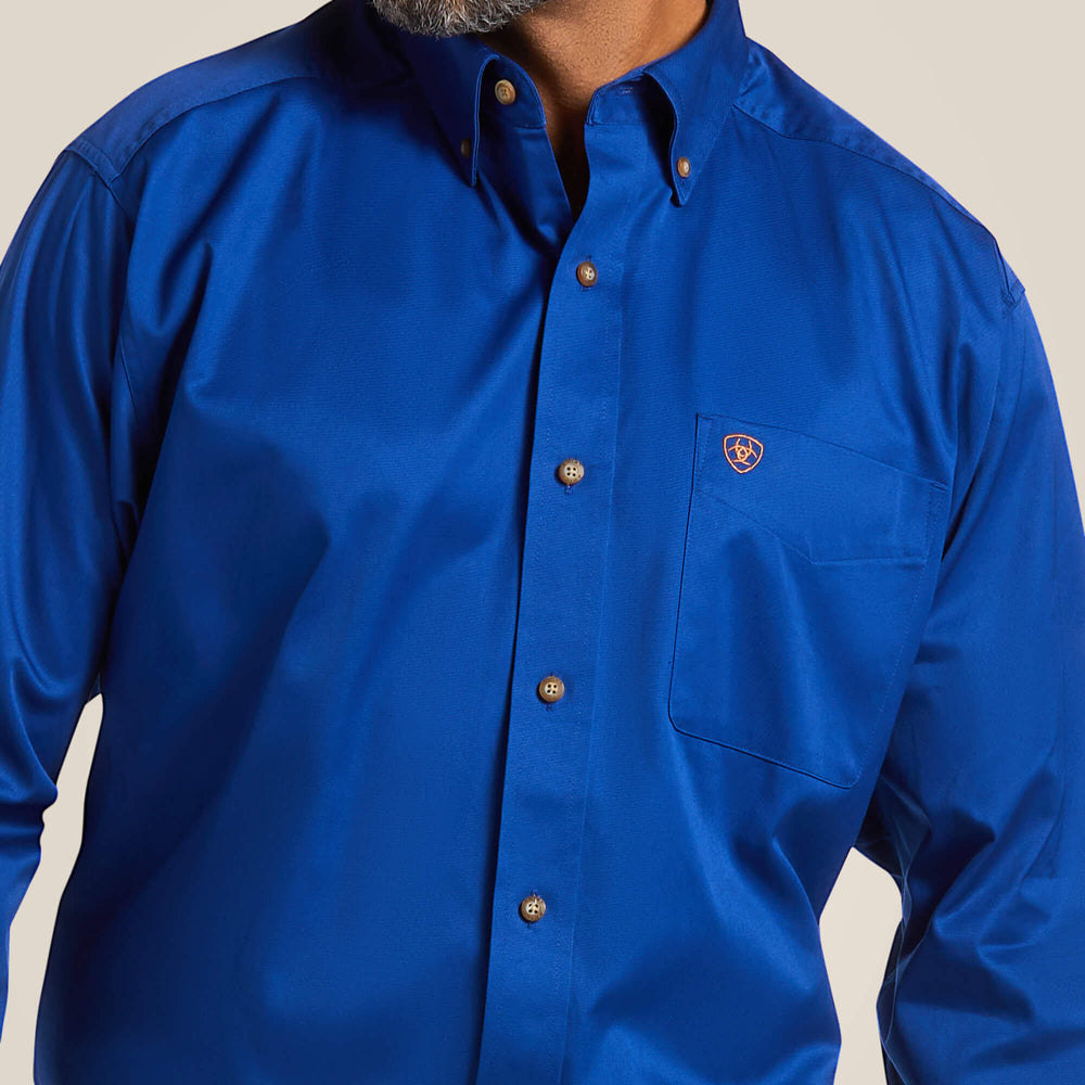 Ariat / Solid Twill Classic Fit Shirt