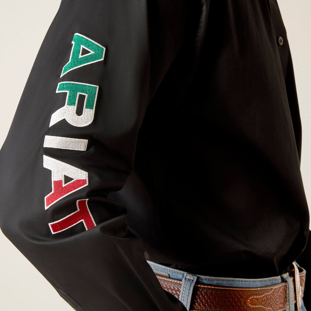 Ariat / Team Logo Twill Classic Fit Shirt