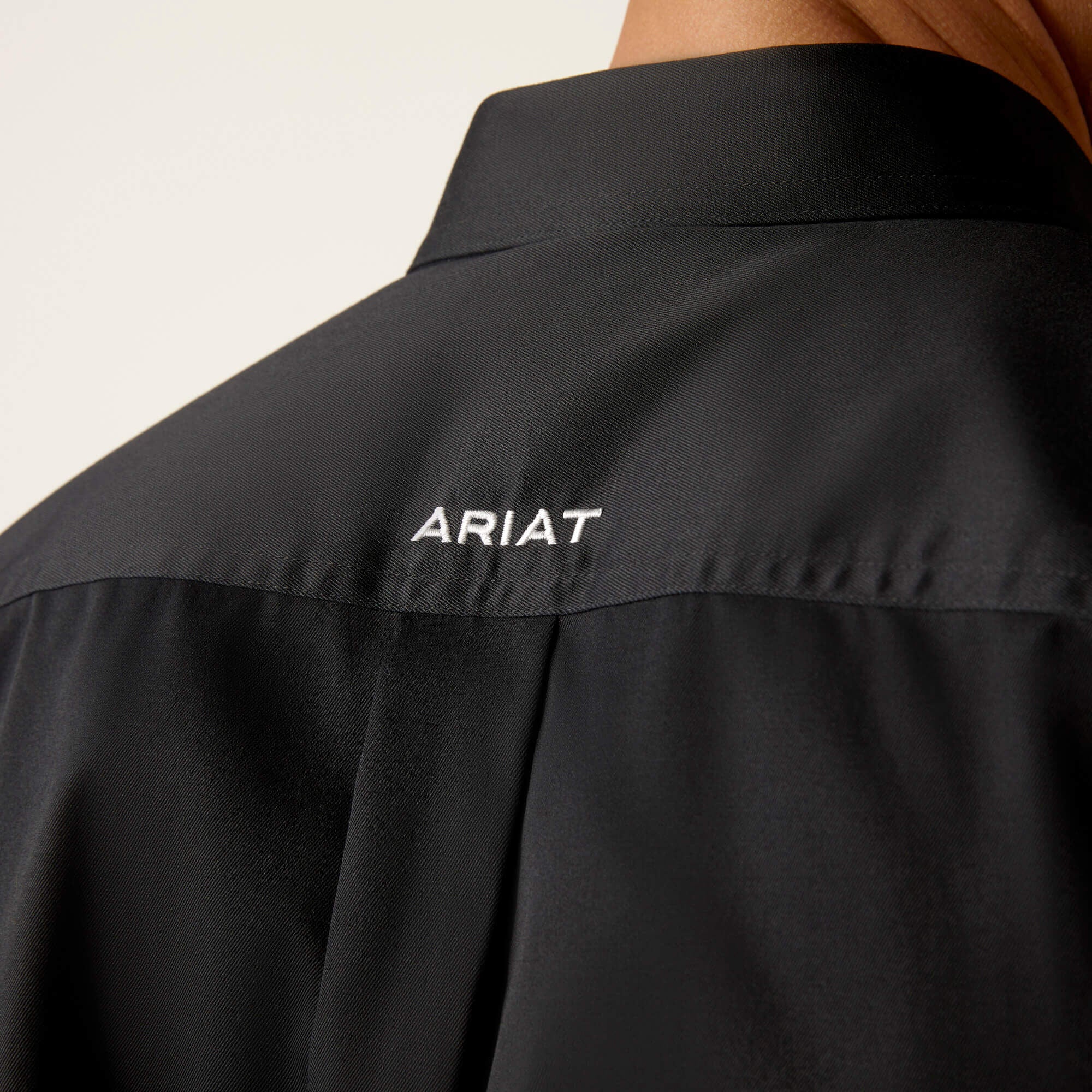 Ariat / Team Logo Twill Classic Fit Shirt