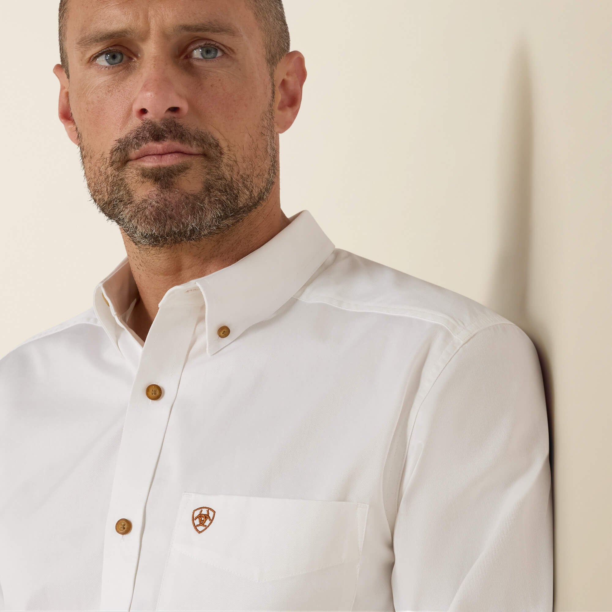 Ariat / Solid Twill Fitted Shirt