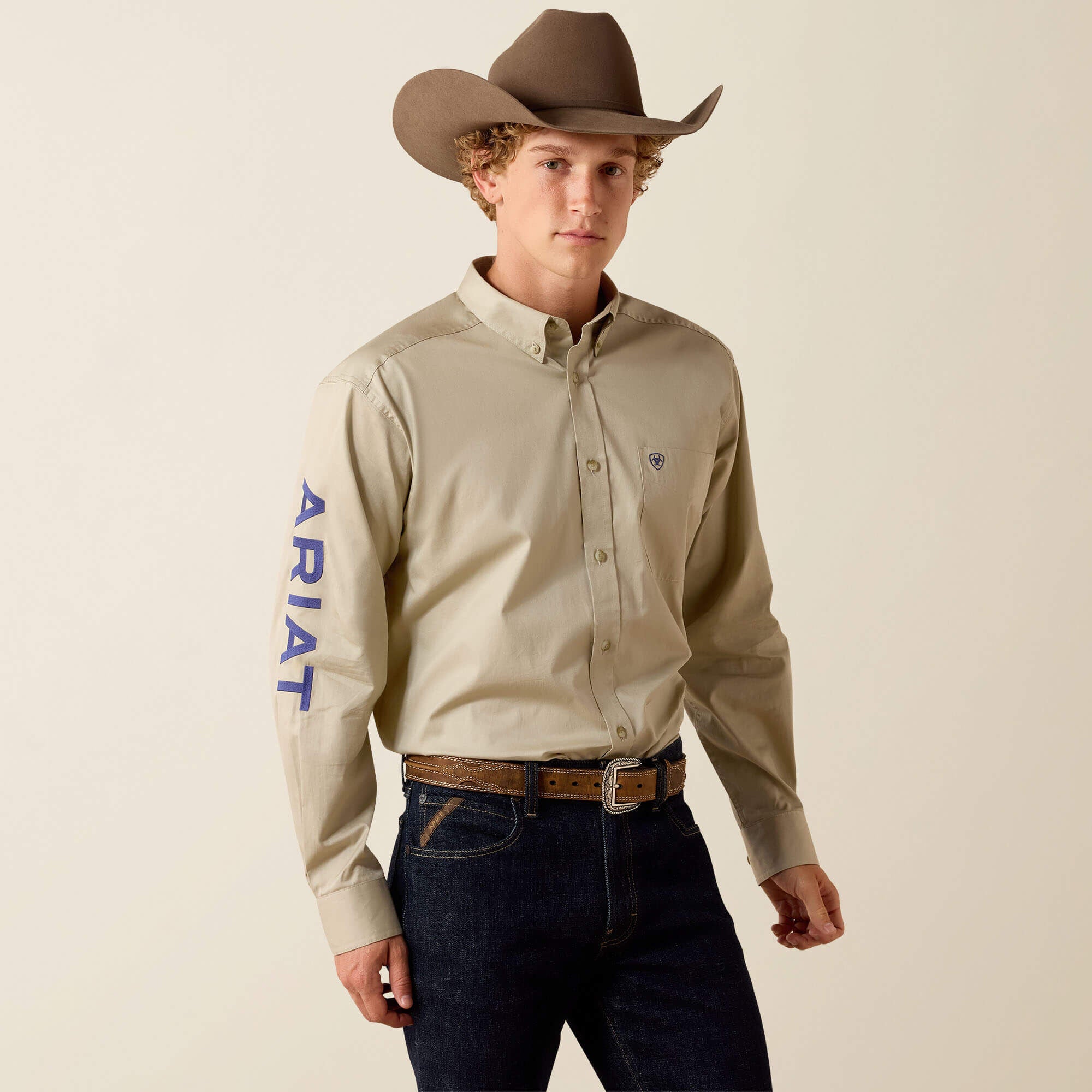 Ariat / Team Logo Lightweight Twill Classic Fit Shirt