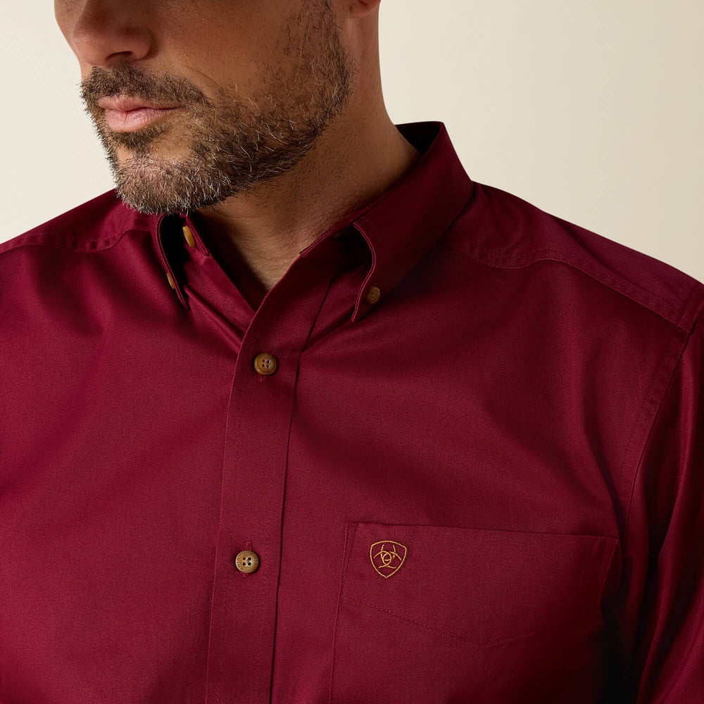 Ariat / Solid Twill Fitted Shirt