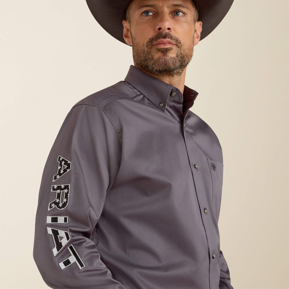 Ariat / Team Logo Twill Classic Fit Shirt