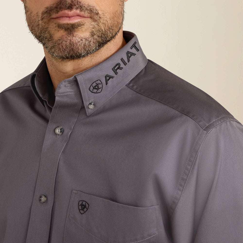 Ariat / Team Logo Twill Classic Fit Shirt
