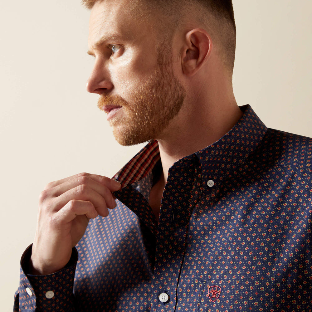 Ariat / Wrinkle Free Briggs Classic Fit Shirt