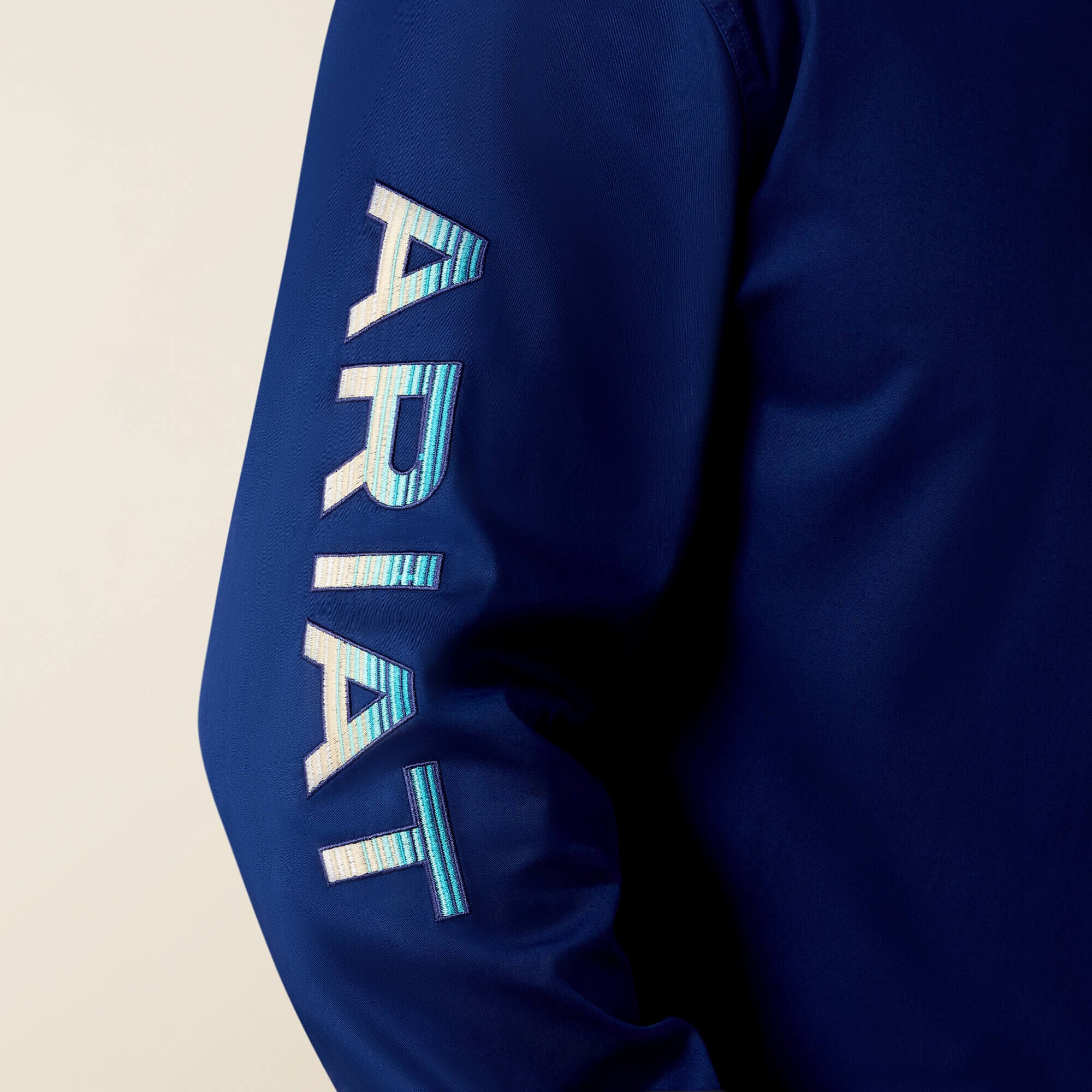 Ariat / Team Logo Lightweight Twill Classic Fit Shirt