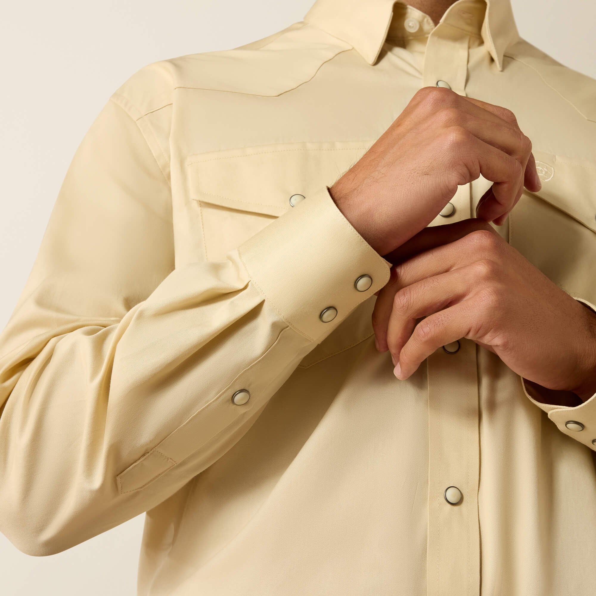 Ariat / Lightweight Twill Classic Fit Snap Shirt