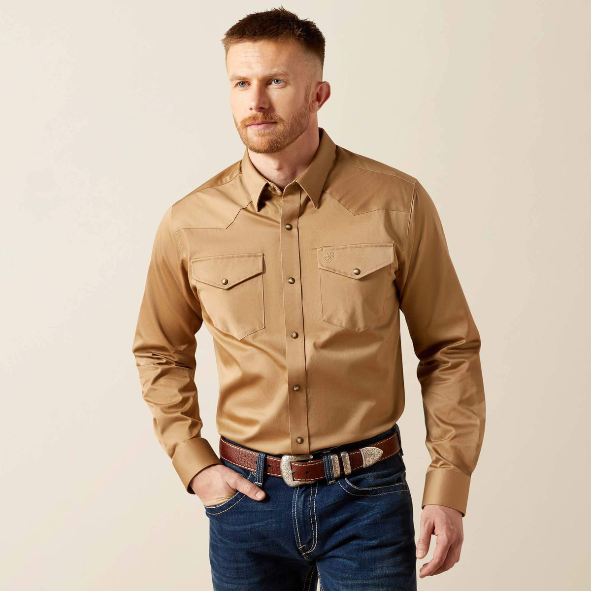 Ariat / Solid Twill Fitted Shirt