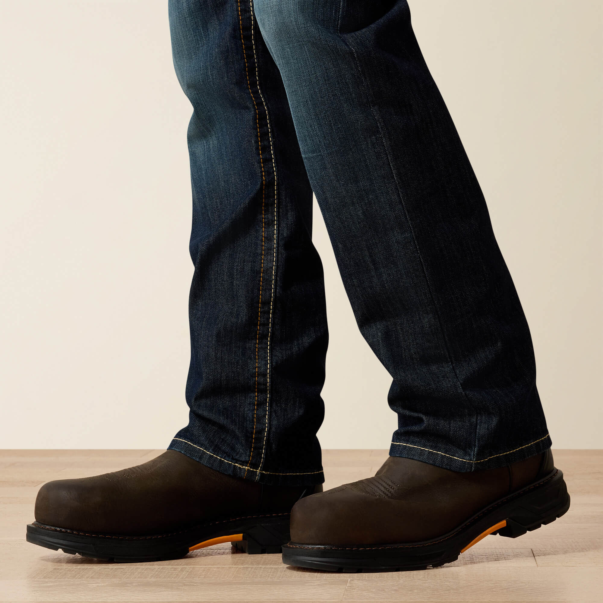Ariat / FR M4 Relaxed Stretch DuraLight Basic Boot Cut Jean