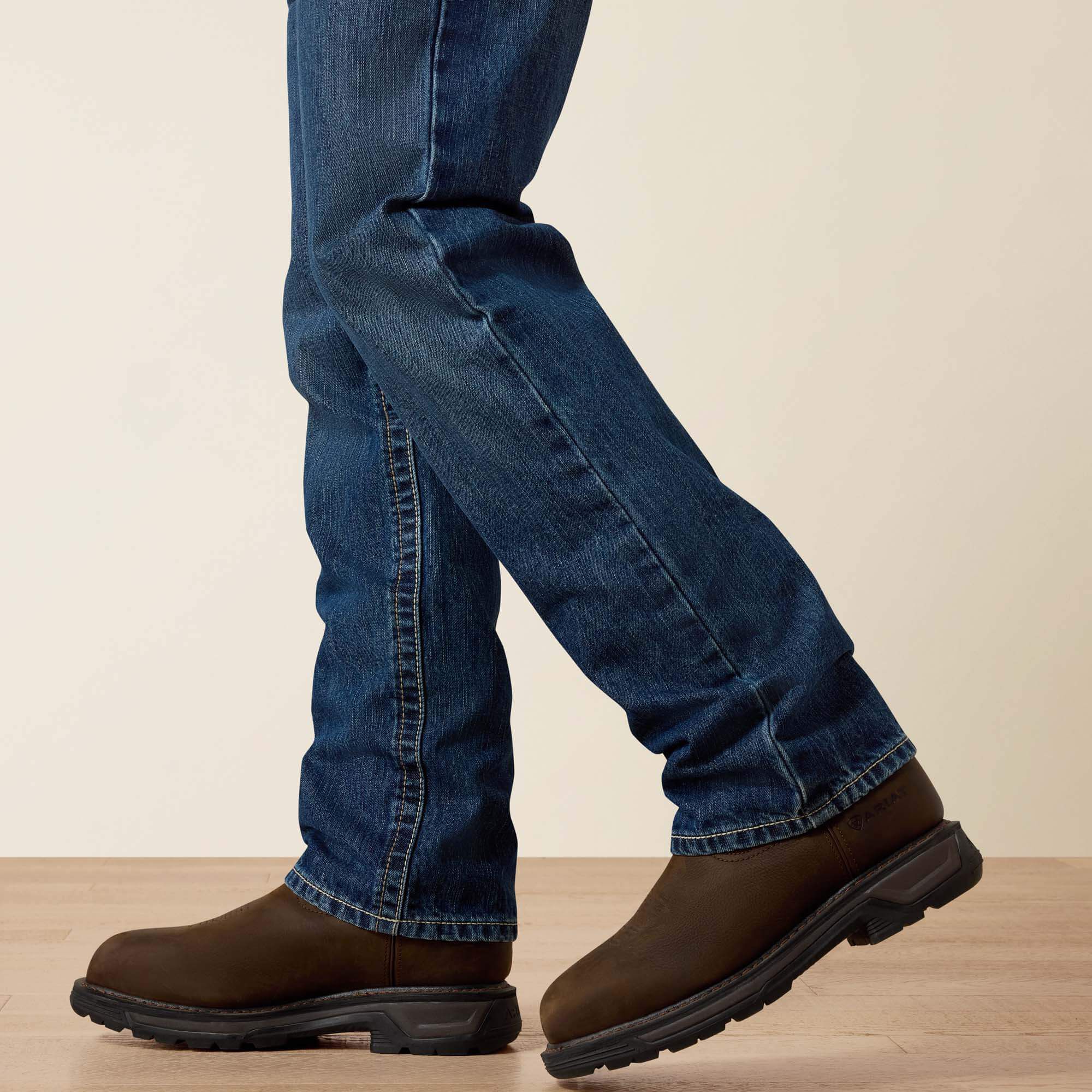 Ariat / FR M4 Relaxed Boundary Boot Cut Jean