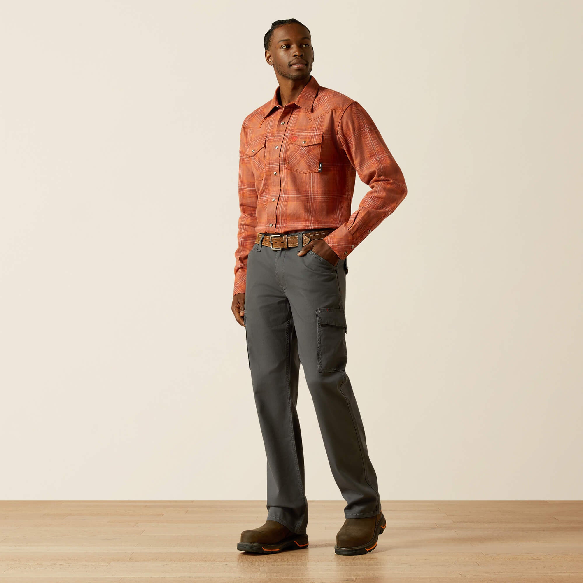Ariat / FR M4 Relaxed Lightweight Cargo DuraStretch Straight Leg Pants
