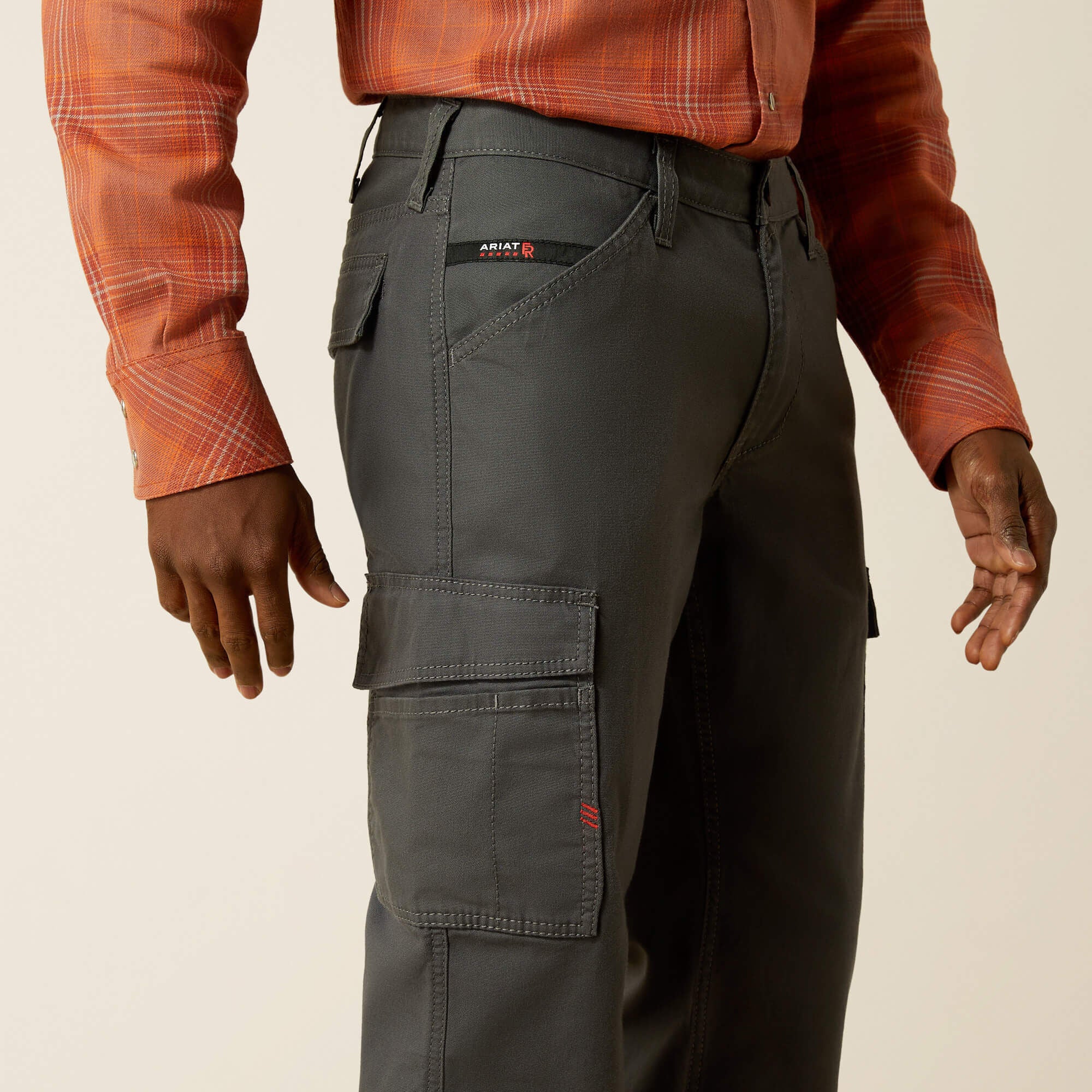 Ariat / FR M4 Relaxed Lightweight Cargo DuraStretch Straight Leg Pants