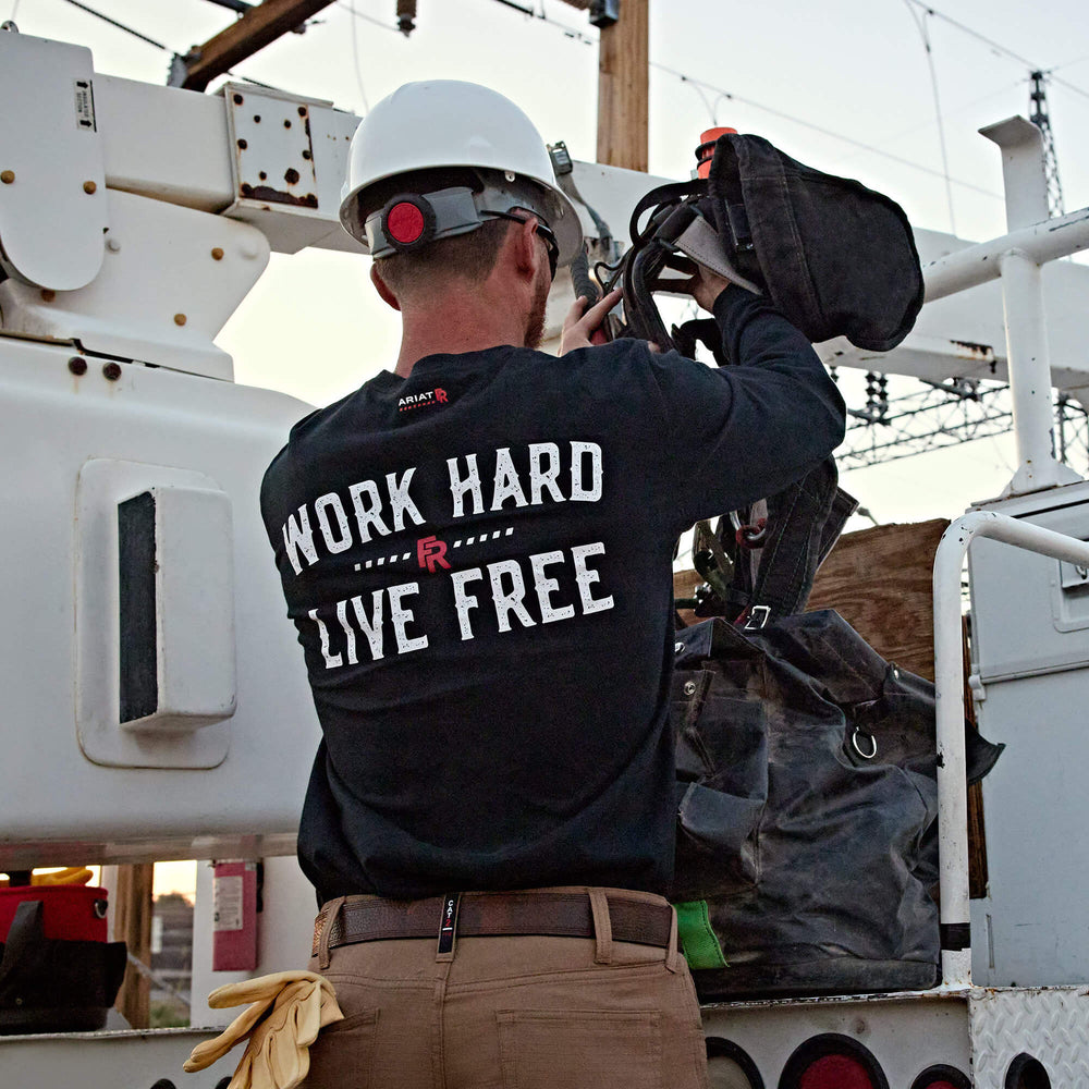 Ariat / FR Work Hard Live Free T-Shirt