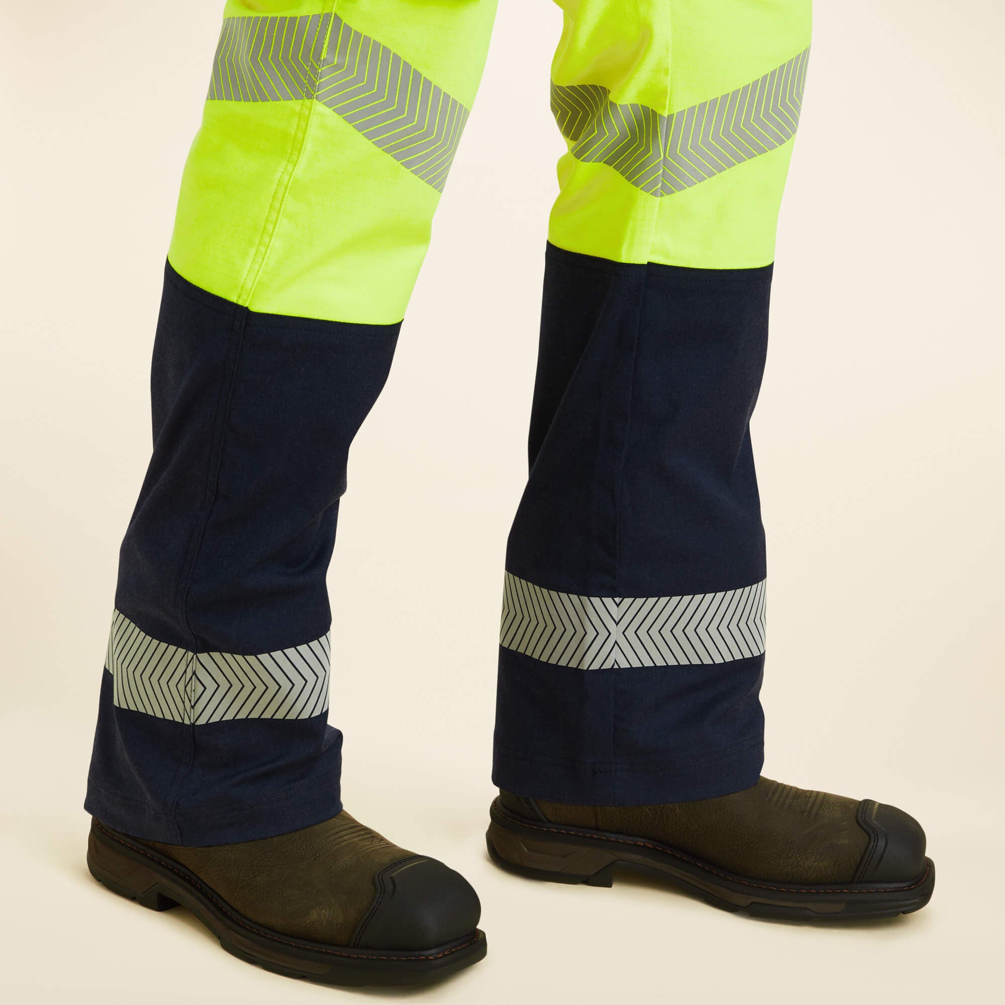 Ariat / FR M7 Slim DuraStretch Duralight Twill Straight Pant