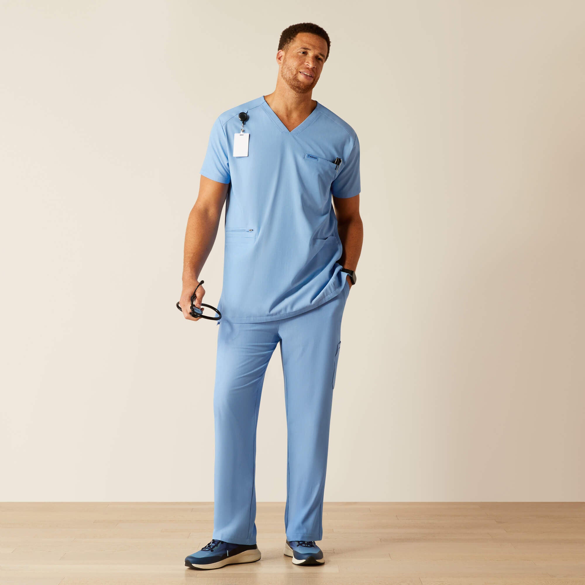 Ariat / Derham 6 Pocket Scrub Top