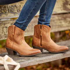 Ariat / Darlin Western Boot
