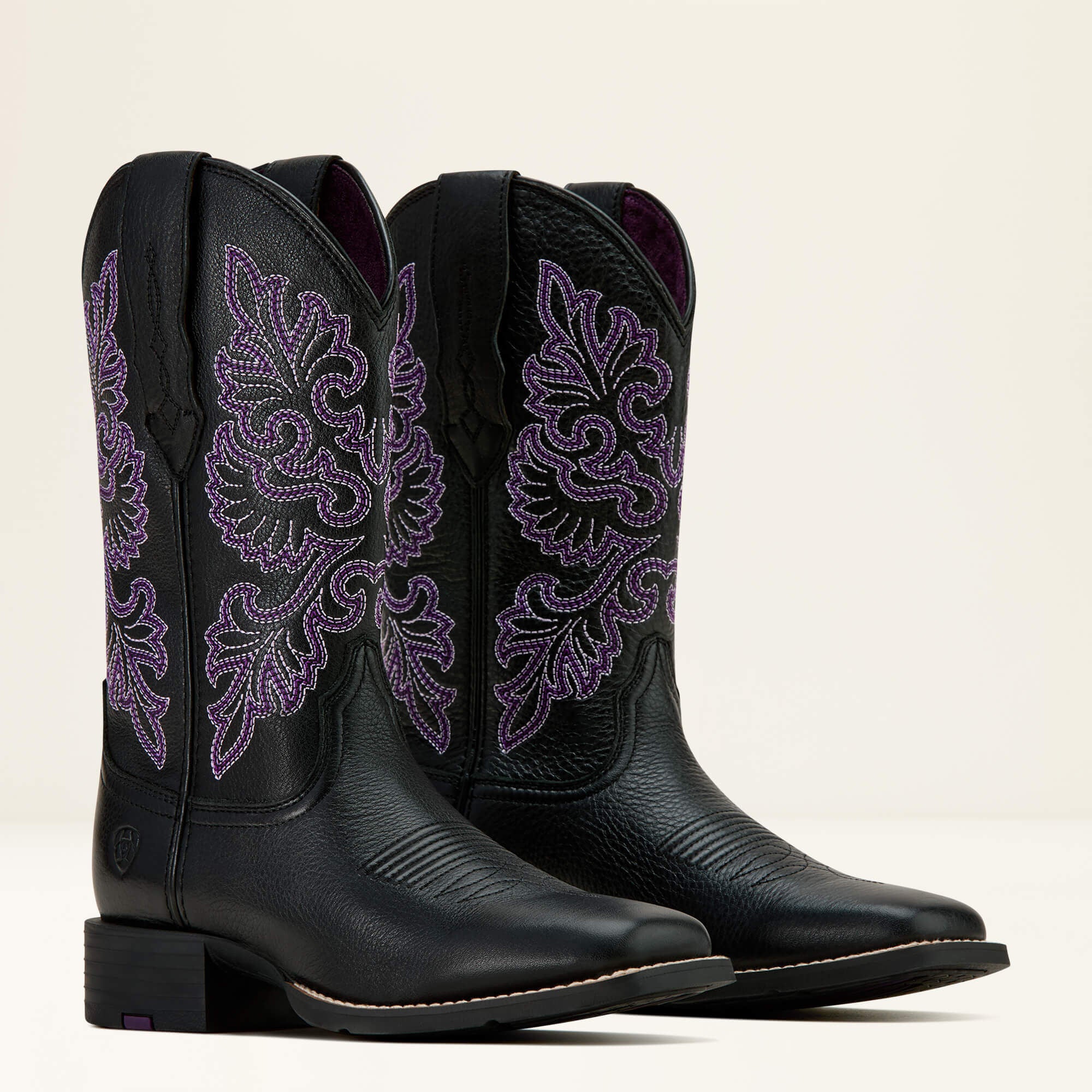Ariat / Round Up StretchFit Wide Square Toe Western Boot