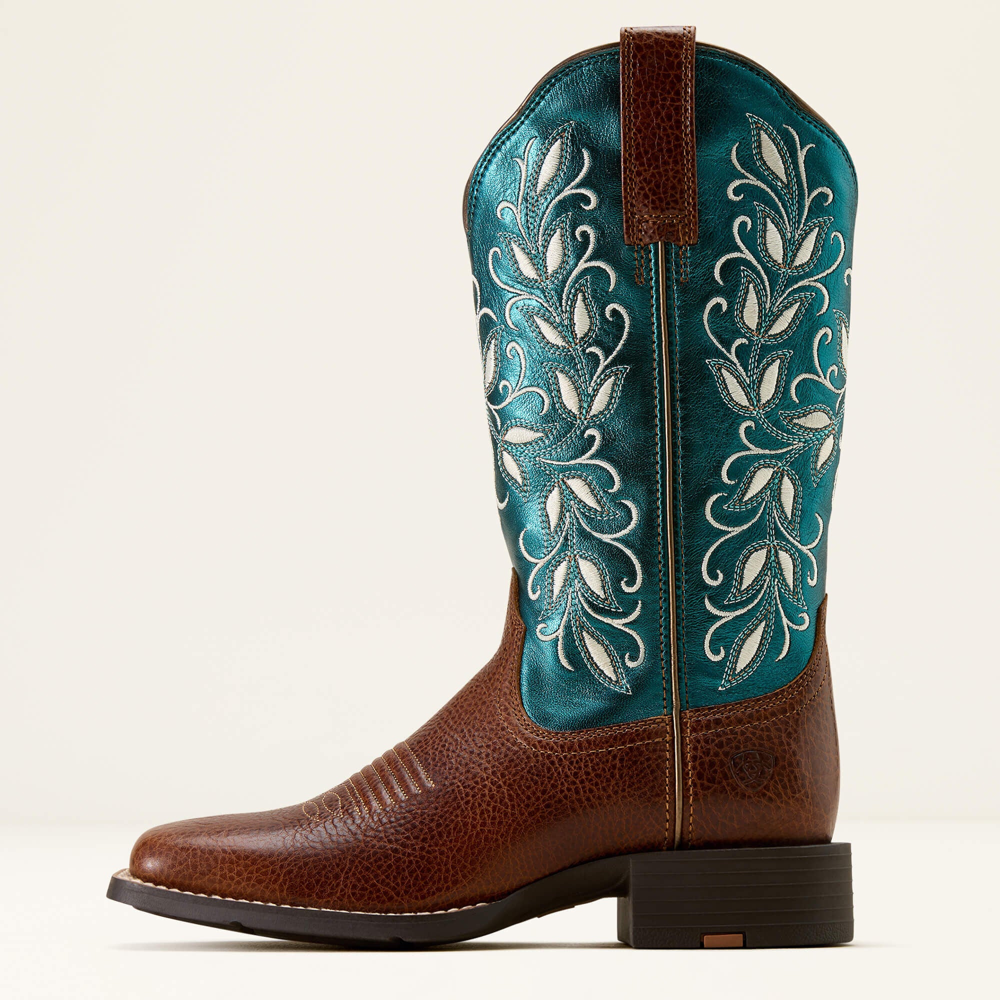 Ariat / Round Up Holly Wide Square Toe Western Boot