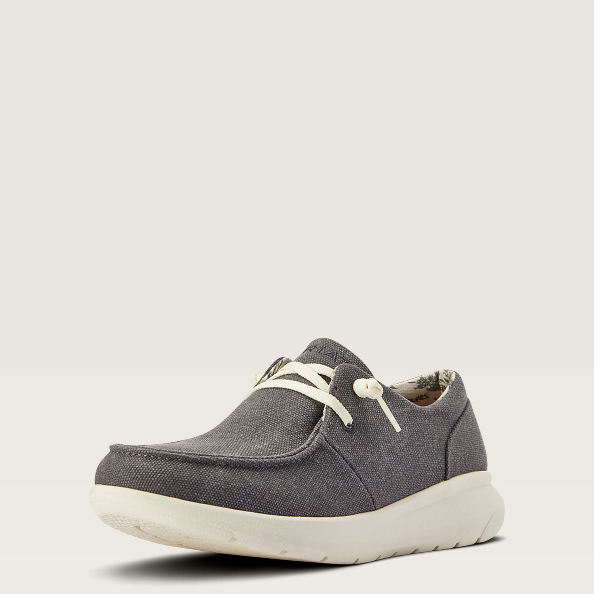 Ariat / Hilo