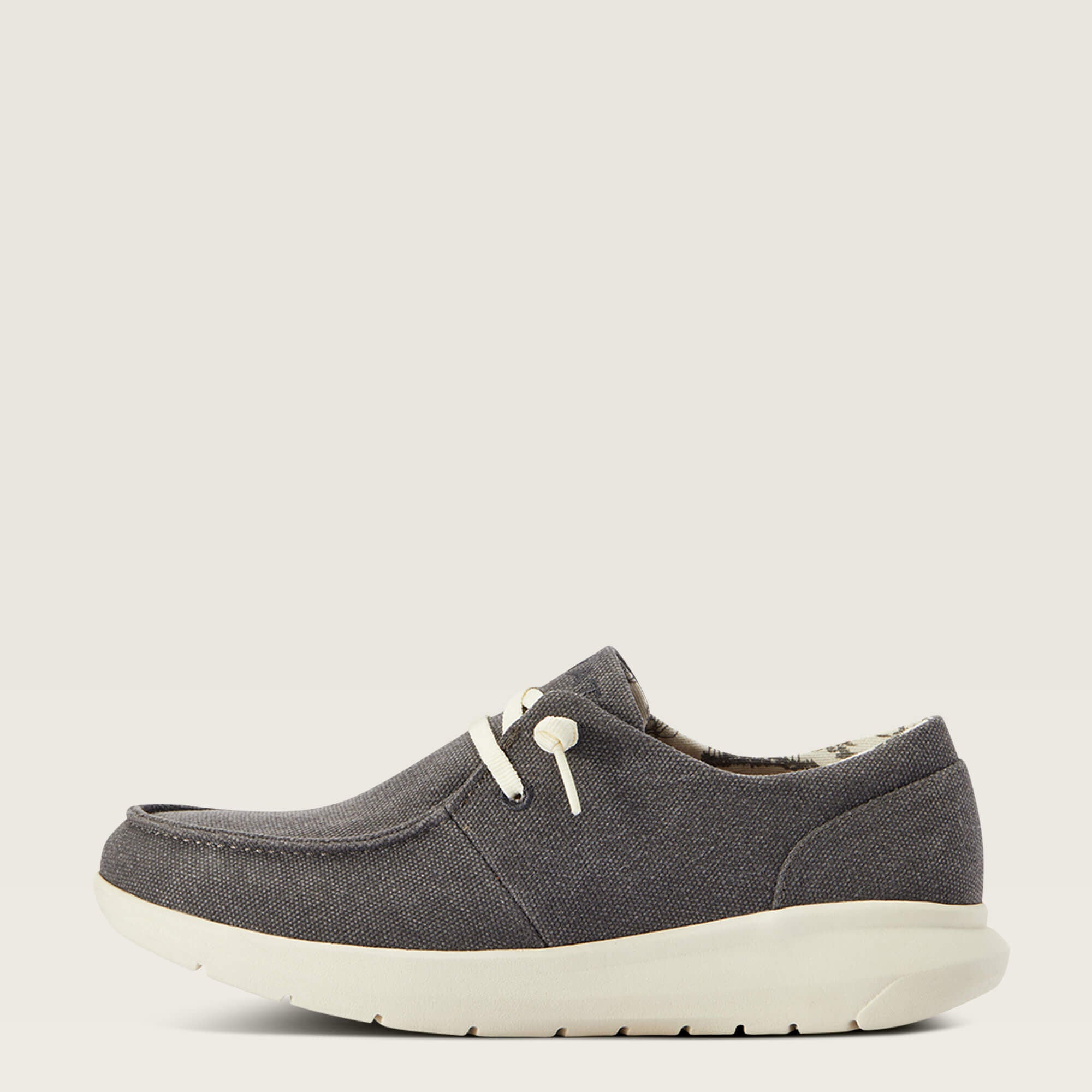 Ariat / Hilo