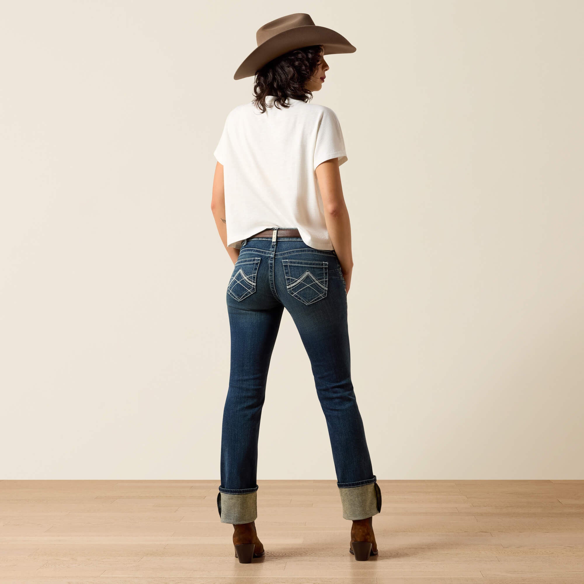 Ariat / R.E.A.L. Mid Rise Stretch Icon Stackable Straight Leg Jean