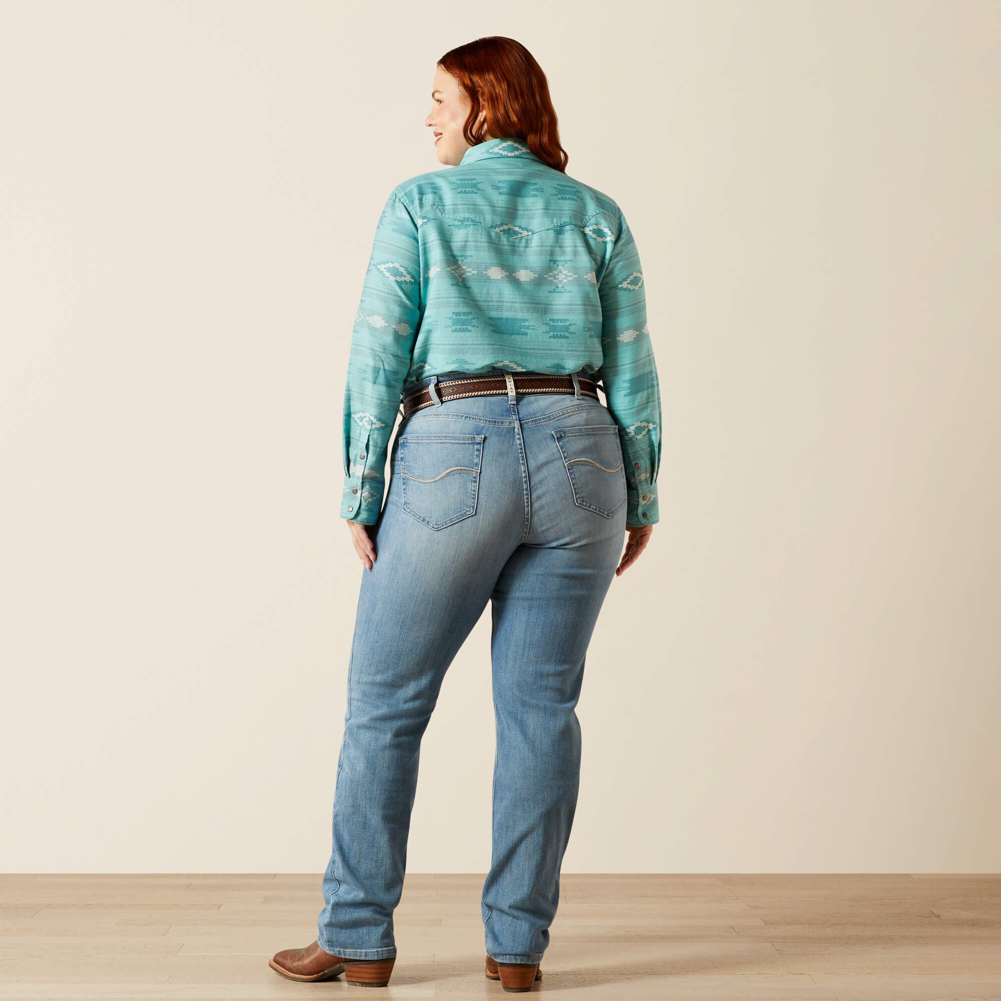 Ariat / Mid Rise Alessia Straight Leg Jean