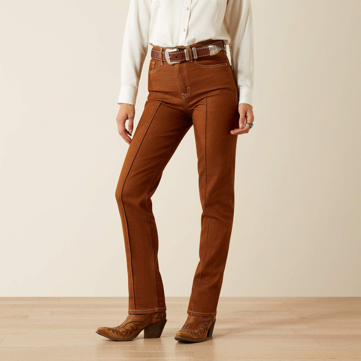 Ariat / Ultra High Rise Relaxed Straight Leg Jean