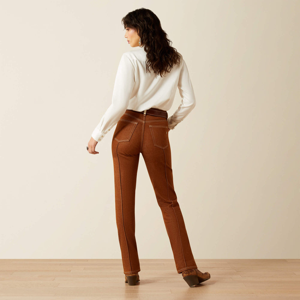 Ariat / Ultra High Rise Relaxed Straight Leg Jean