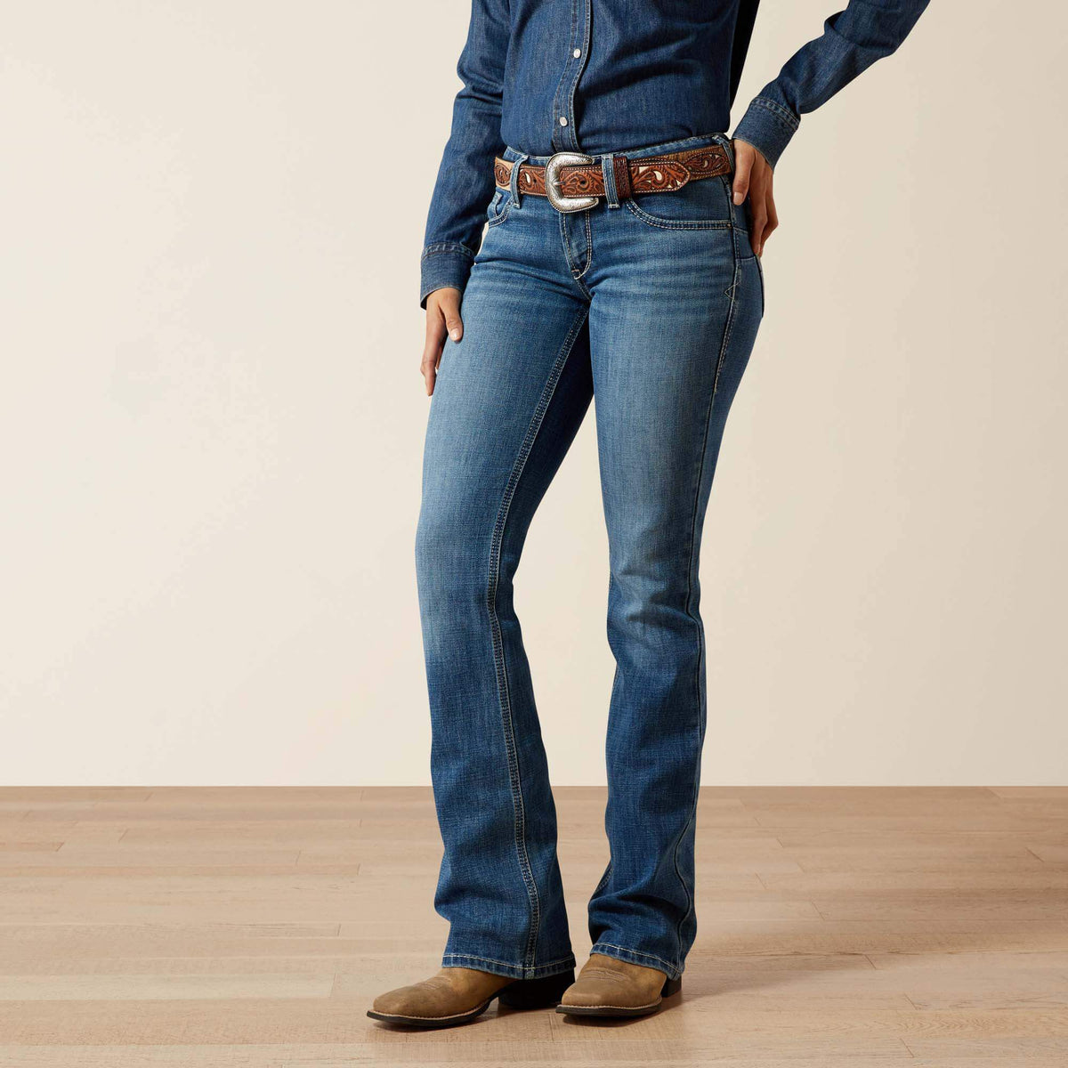 Ariat / Mid Rise Aisha Boot Cut Jean