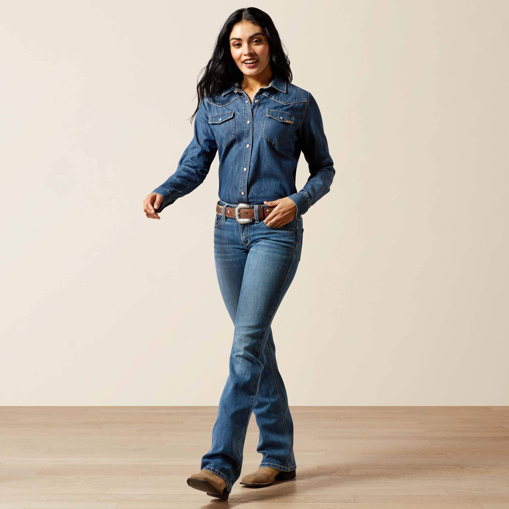 Ariat / Mid Rise Aisha Boot Cut Jean
