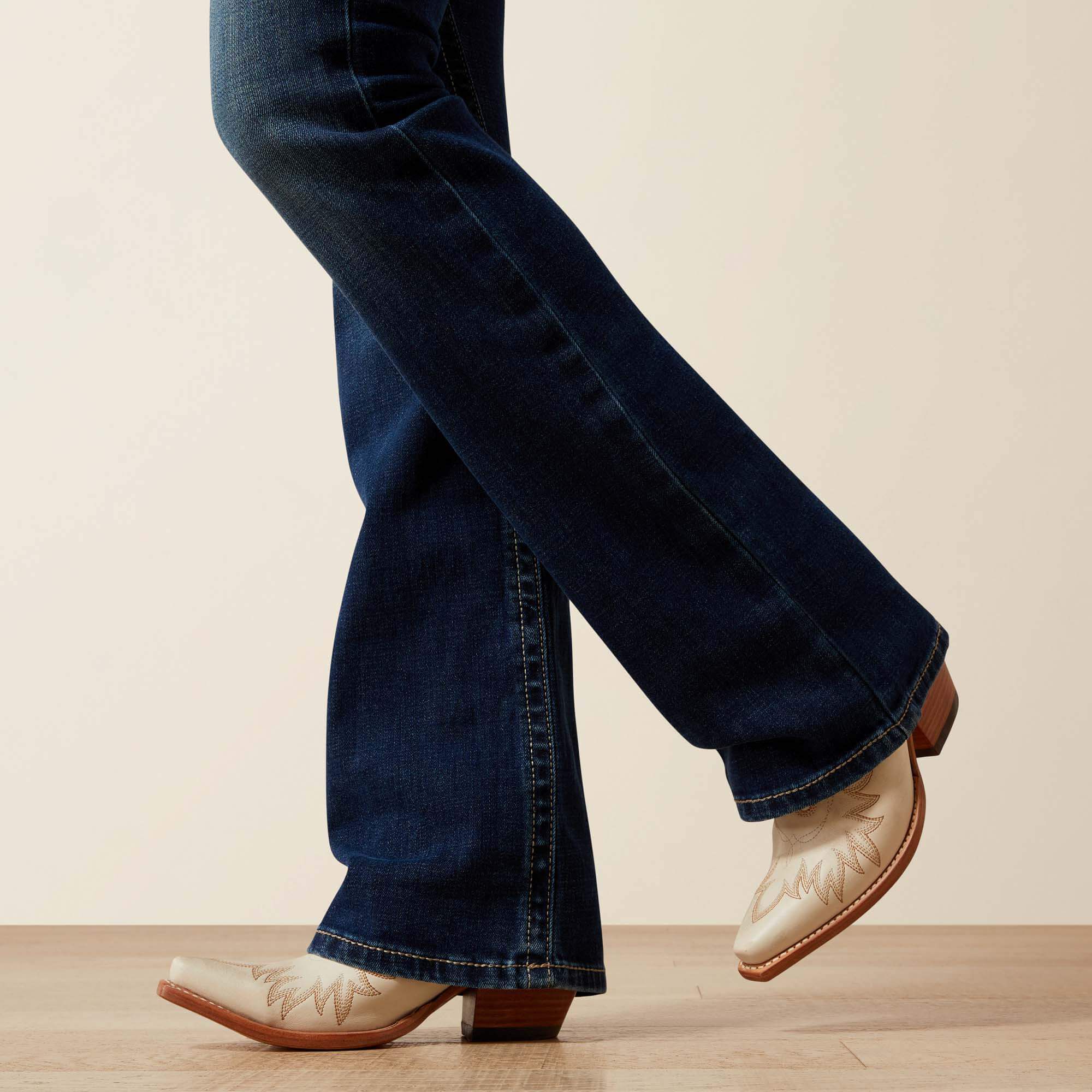 Ariat / Perfect Rise Adalynne Boot Cut Jean